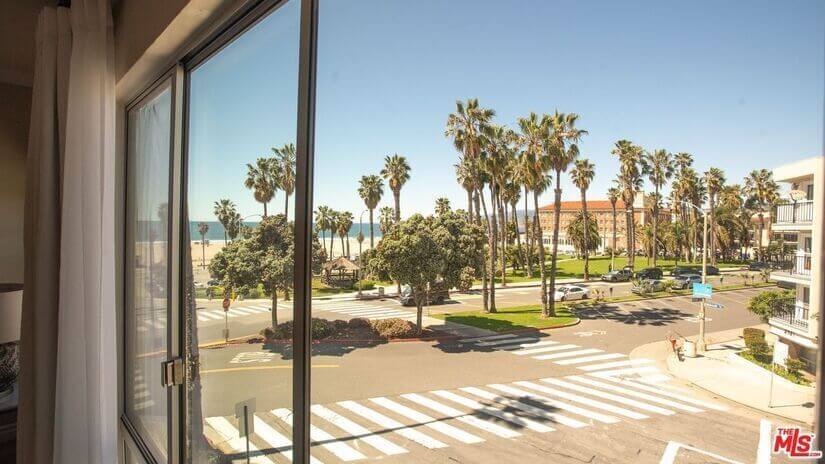 Beautiful  Santa Monica Ocean Front View