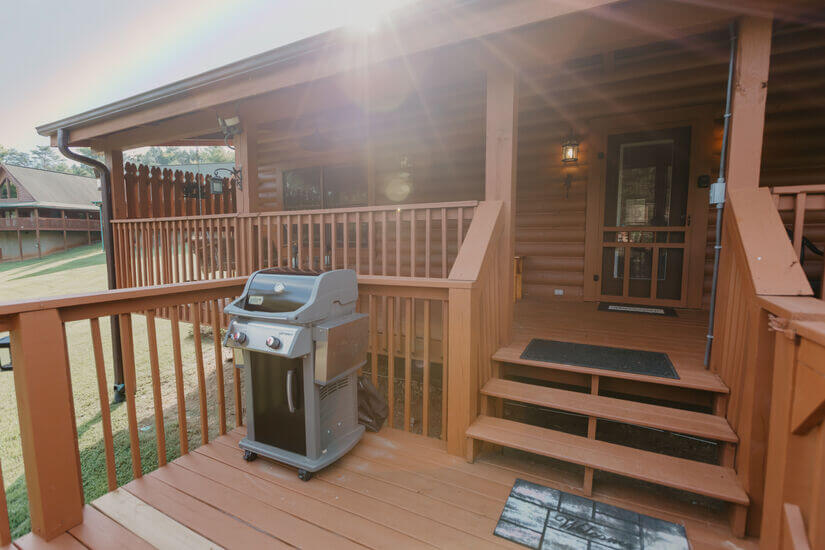Porch with Grill