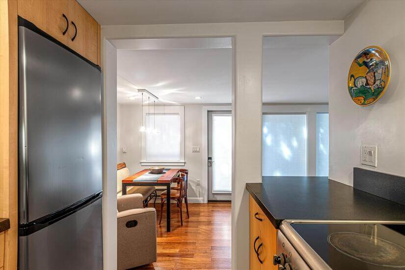 Single Family Home in North Beach
