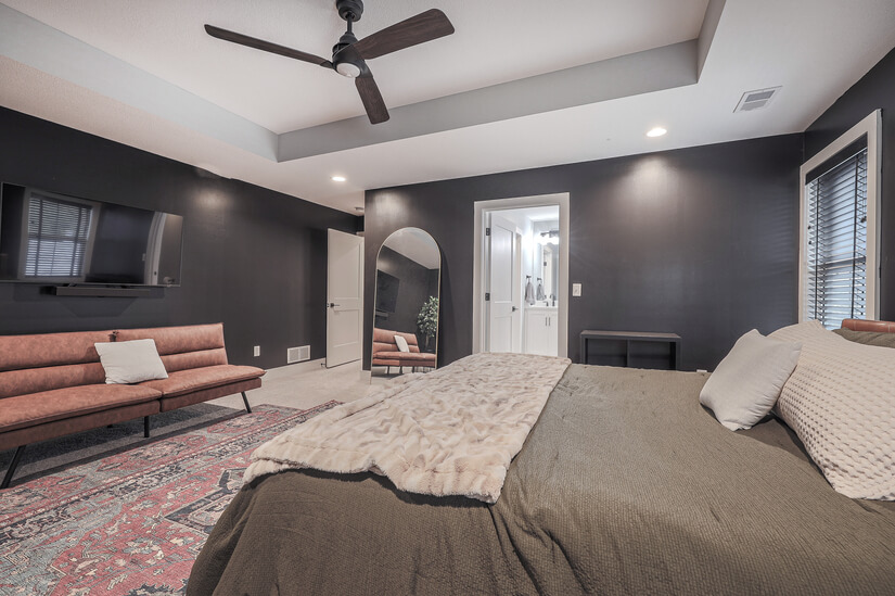 Furnished 2yr old Home in Prime Location