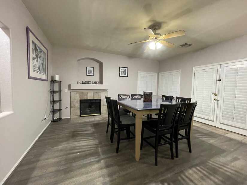 Dining / family room (2)
