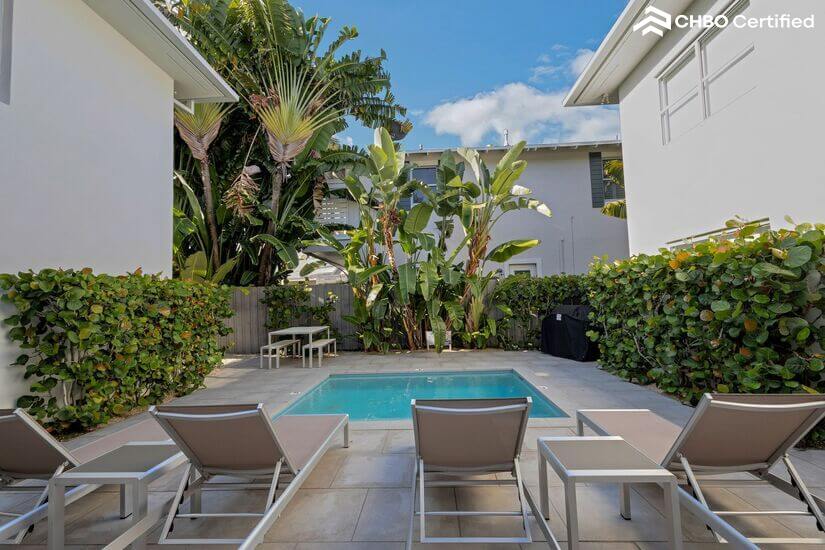 MidCentury Modern Oasis Fort Lauderdale