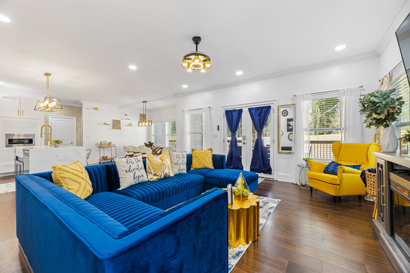 Grand open living area for the whole family to enjoy!