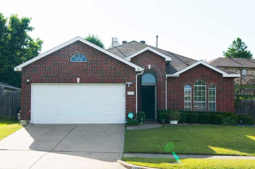 1213 Bard Dr Garland, TX 75040