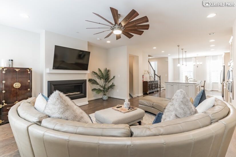 Livingroom with gas fire place.