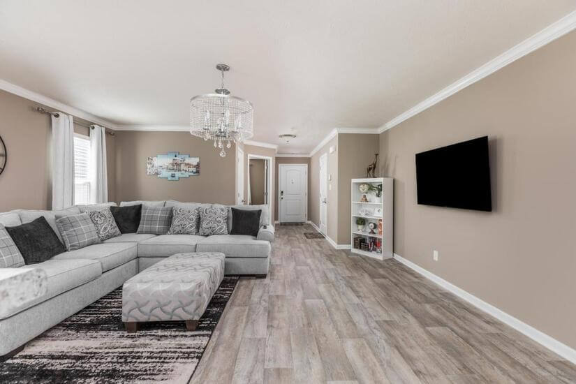 LargeLivingRoomSpace