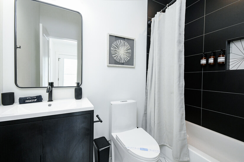 Fully Furnished 3 Bedroom Townhome