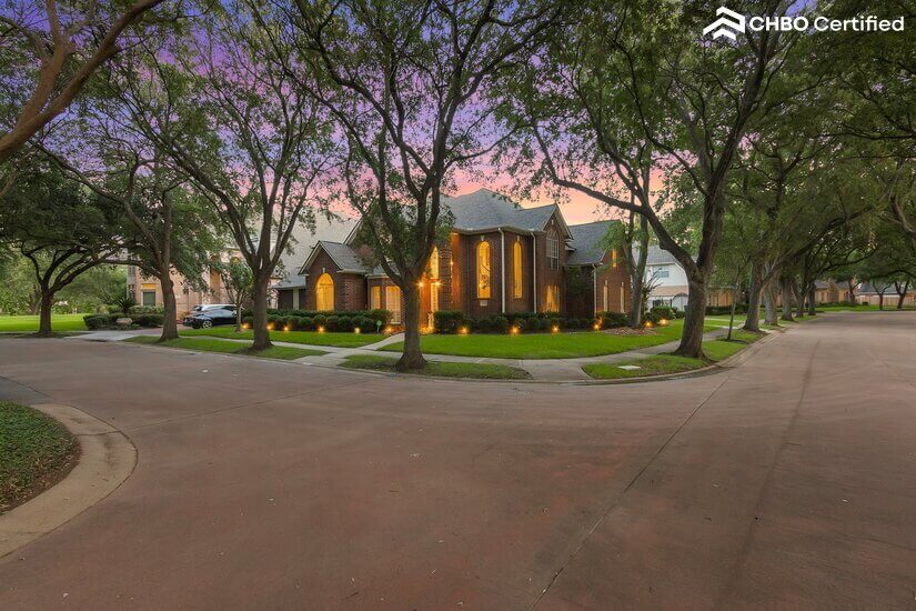 Executive Rental Home with Pool 