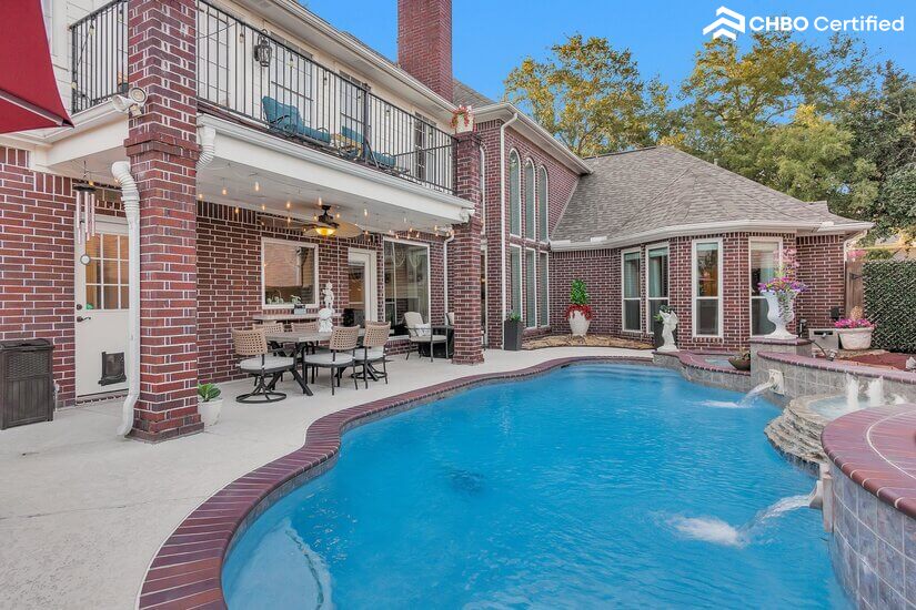 Executive Rental Home with Pool 