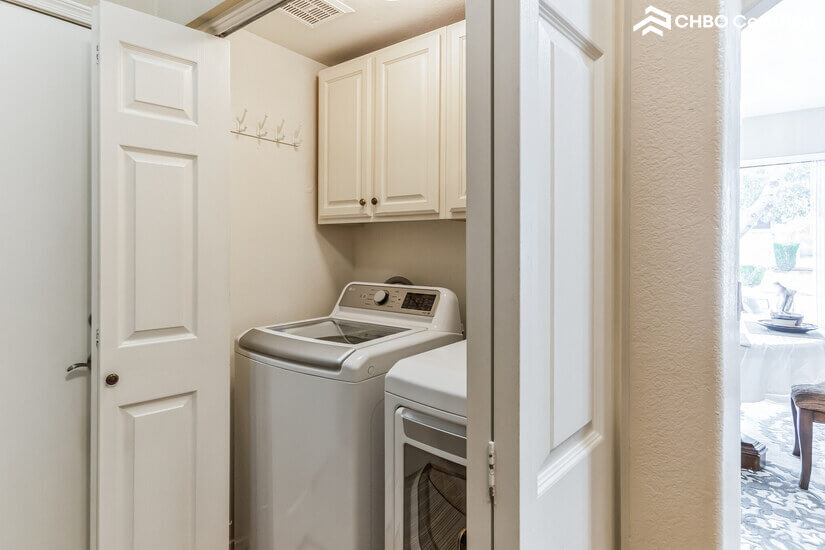 Fully Furnished Rental Home in Glendale