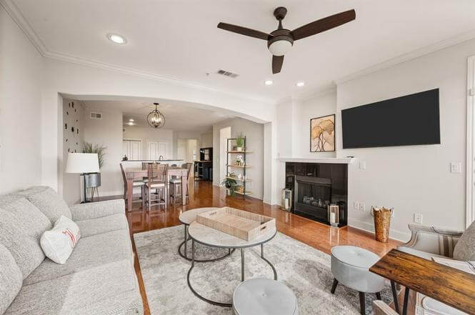 Furnished Lakeside Condo