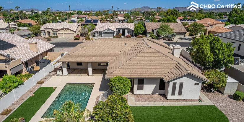 Furnished rental home with pool in Glendale