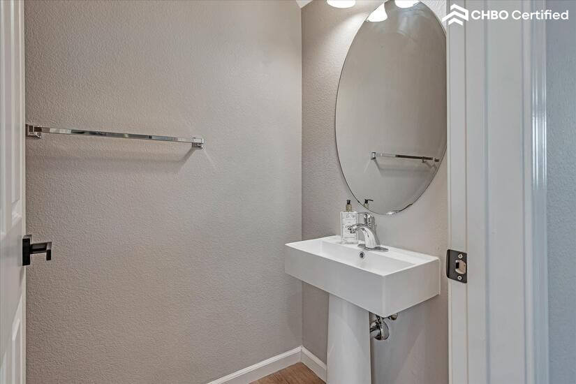 Spectacular 4BR/3.5 BA Near SF, Berkeley