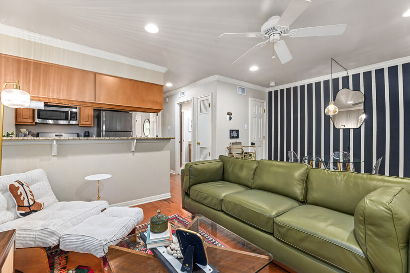 Modern Design Meets Cozy Comfort