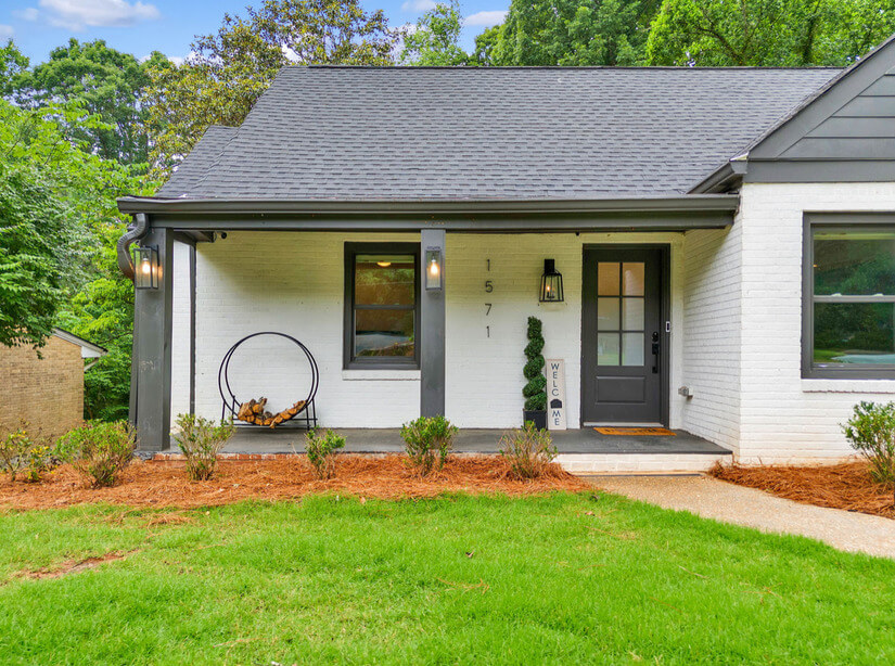 Modern Farmhouse in the City