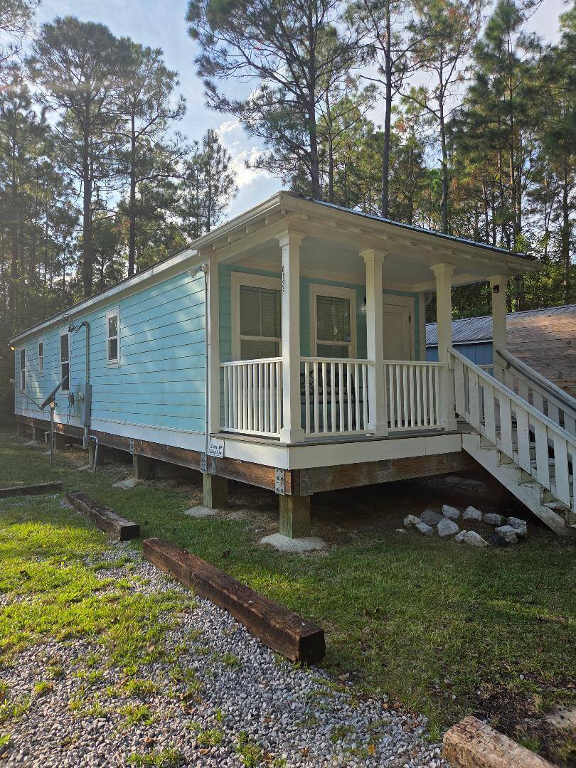 2 bedroom cottage near beach