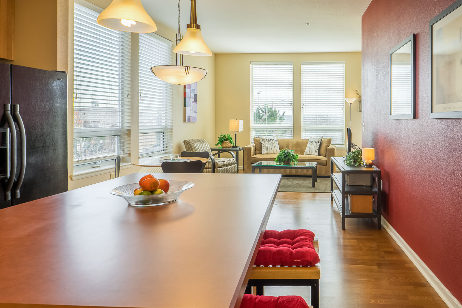 Kitchen,Dining, Living