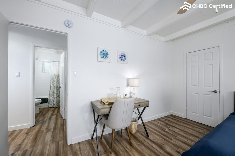 Heart of Winters  Fully Furnished 2BR