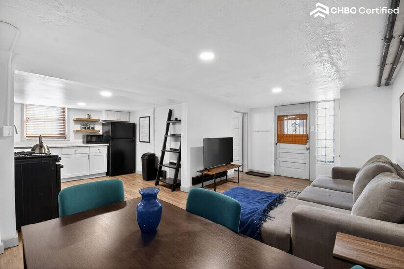 Stylish Garden?Level Retreat