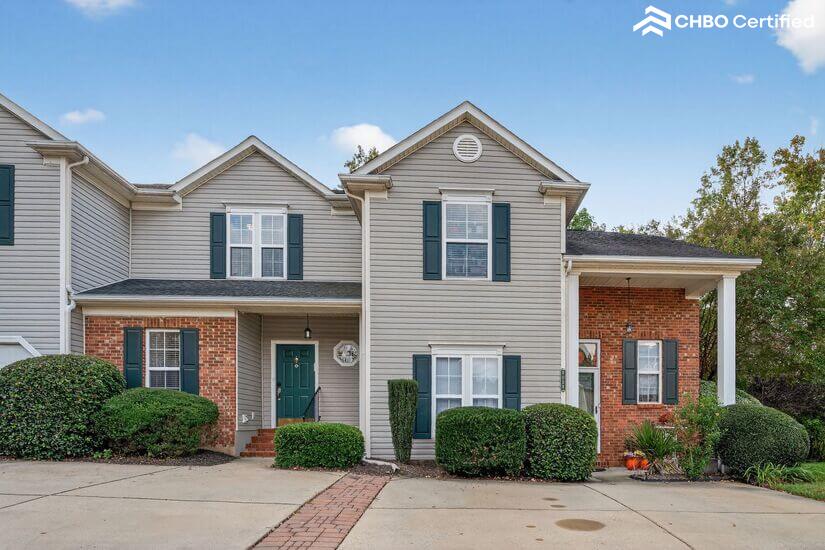 Furnished Cozy Townhouse in Charlotte