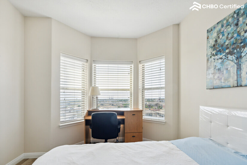 Furnished Downtown Condo with View