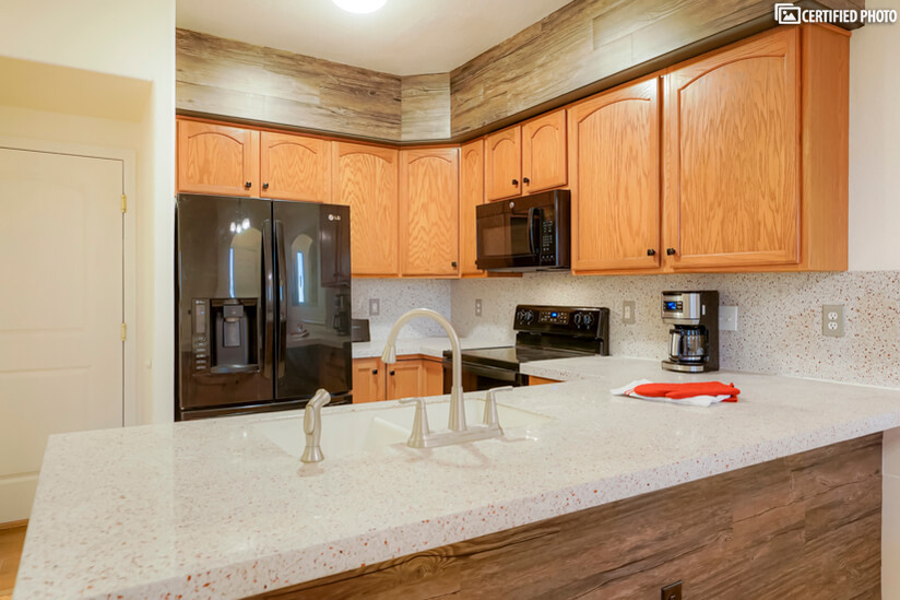 Fully Equipped Kitchen with granite countertops