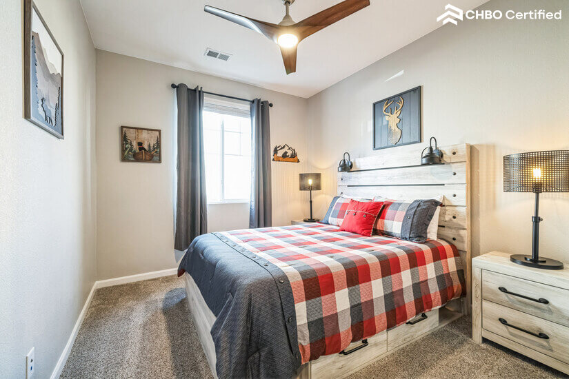 Guest bedroom 3 queen bed