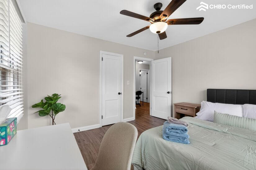 Renovated Quiet Safe Near Everything 