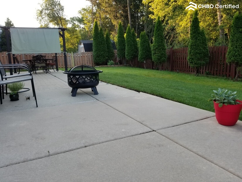 Backyard Lounge Area