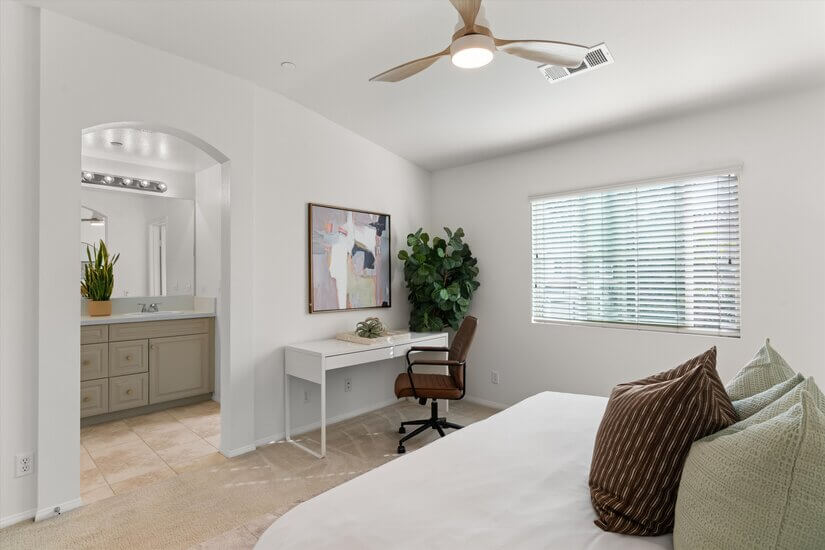 Primary bathroom and dedicated workdesk