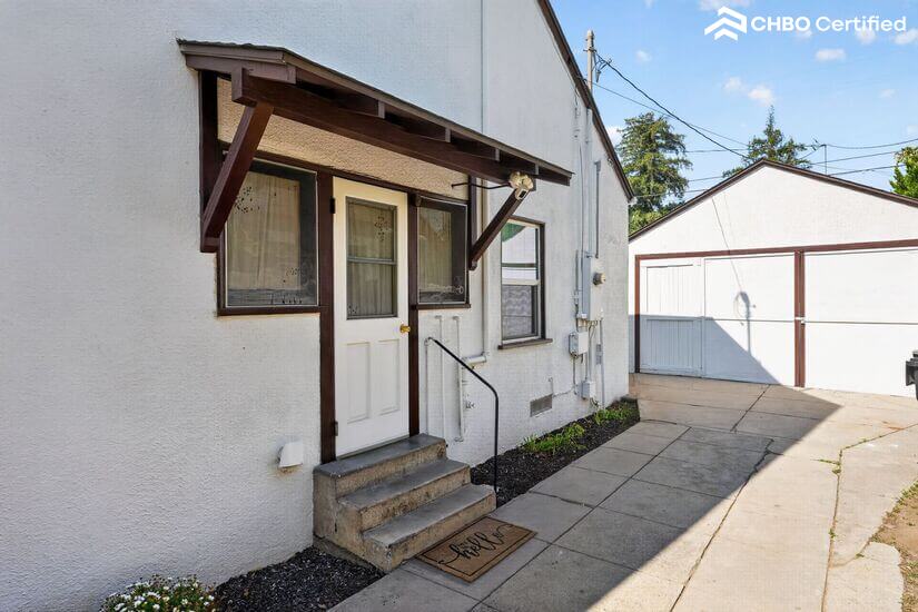 Newly Renovated Furnished home Redlands 