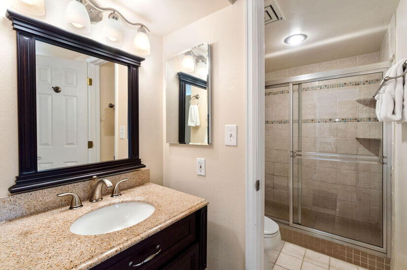 1 Bedroom/1Bath   Den in Downtown Denver