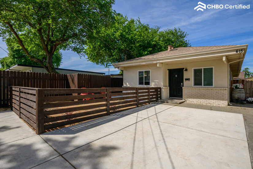 Heart of Winters  Fully Furnished 2BR