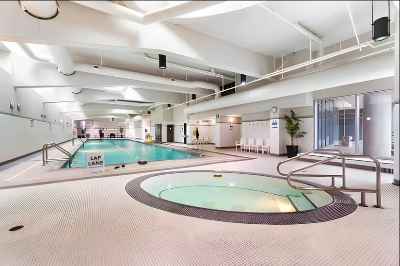 Luxury Cityview Euro-Modern Condo