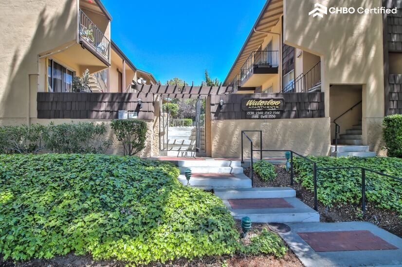 Luxury Executive Condo - New Renovation