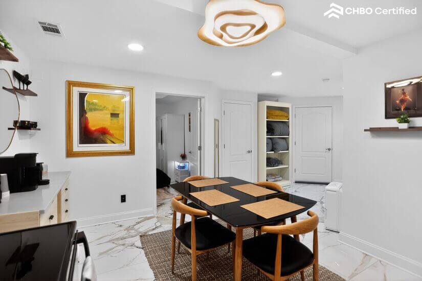 Office off of Kitchen Dining area