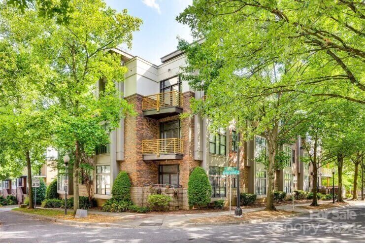 City View Lofts in Uptown Garden District