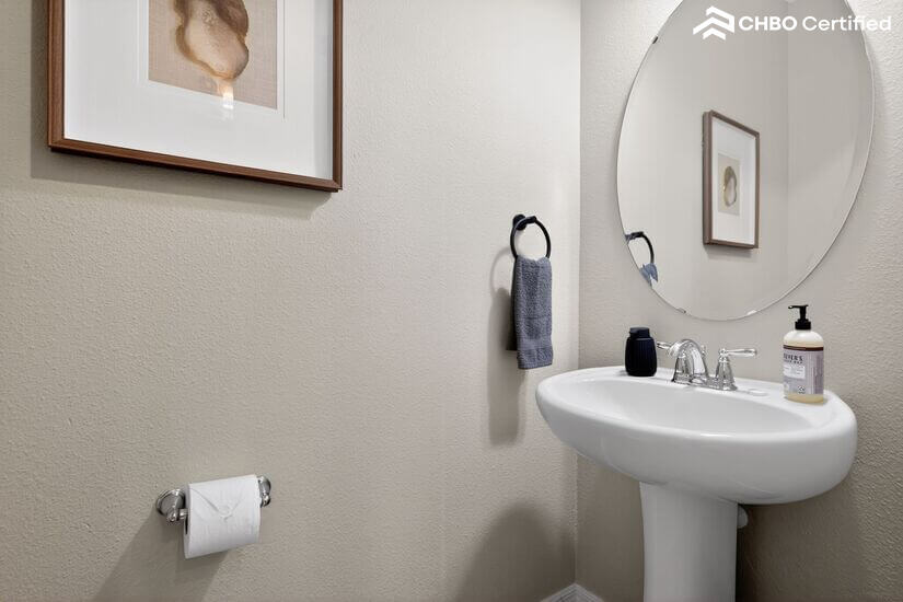 MARVELOUS 4BD 3 and Half Bath Townhouse
