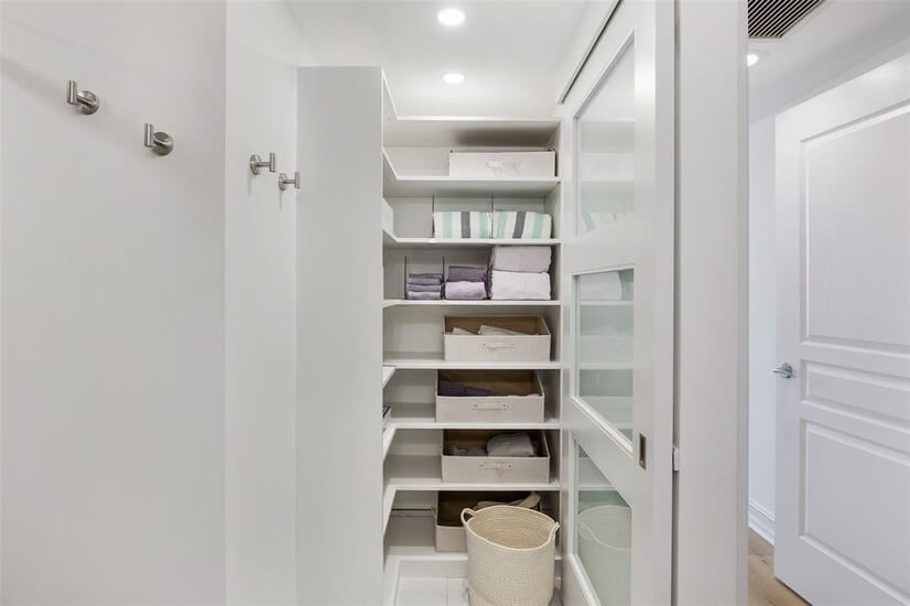 Renovated Las Olas Condo Full Service