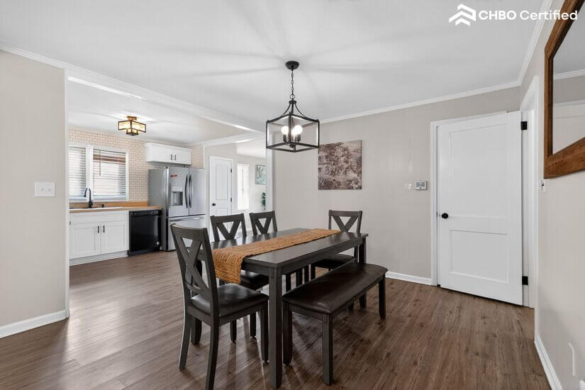 Renovated Quiet Safe Near Everything 