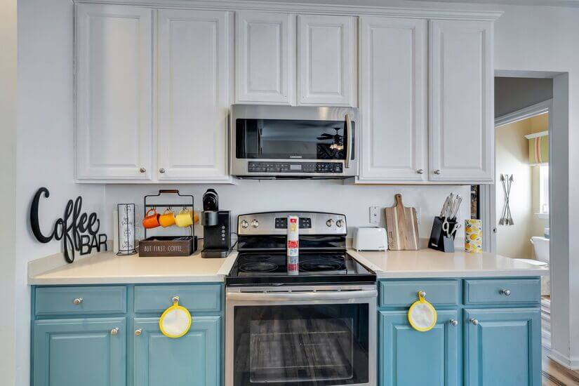 5 Bedroom Home Fence Hot Tub Park Arcade