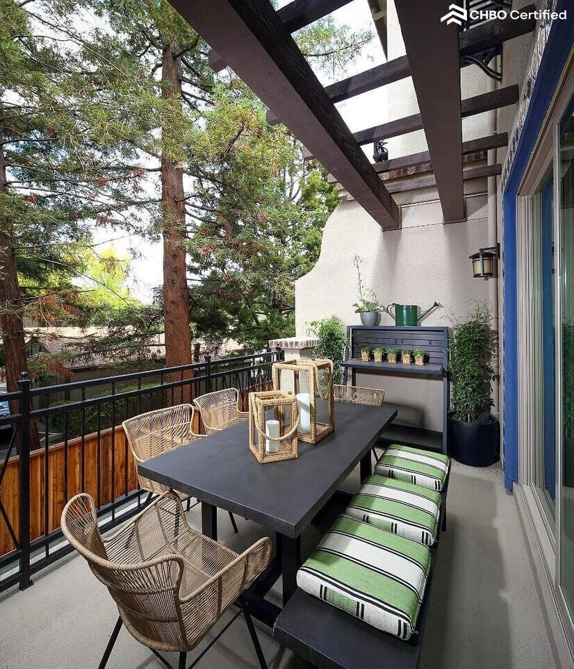 Executive Mountain View Luxury Rental