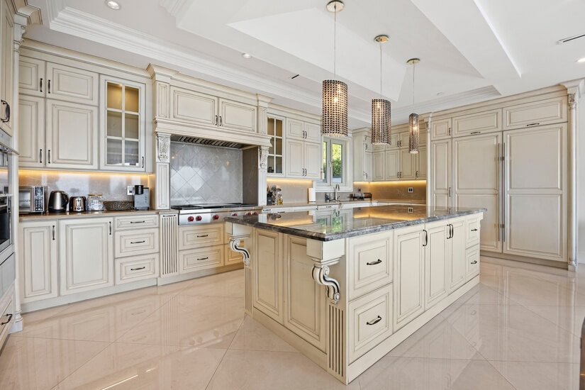 Vancouver Executive Luxury Home w/ View