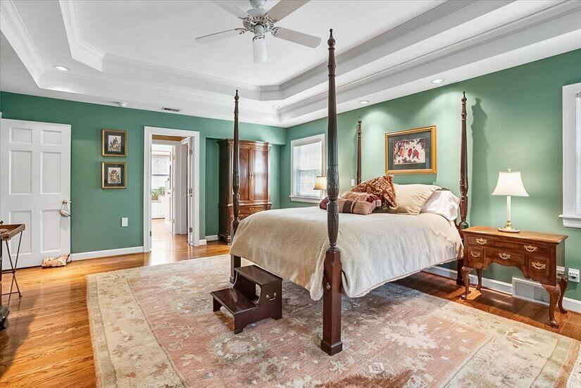 Double doors to bathroom and 3rd closet