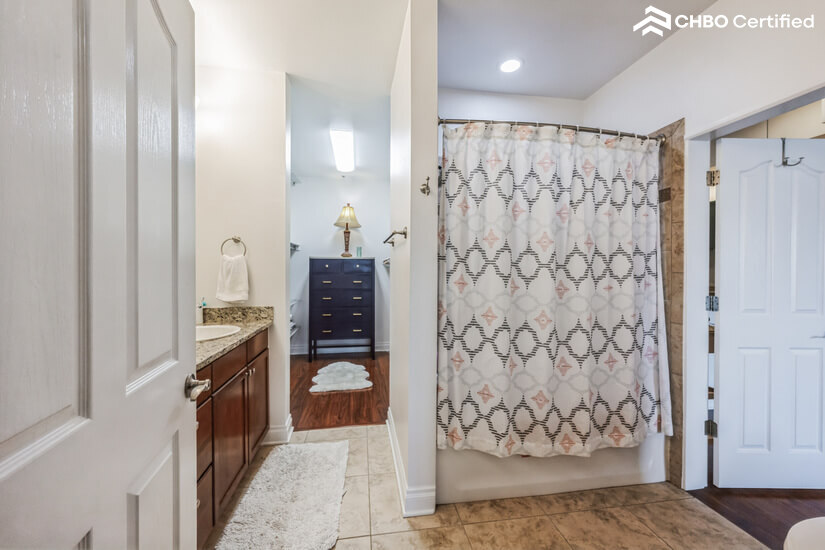 Furnished 1 bd Condo Central Denver