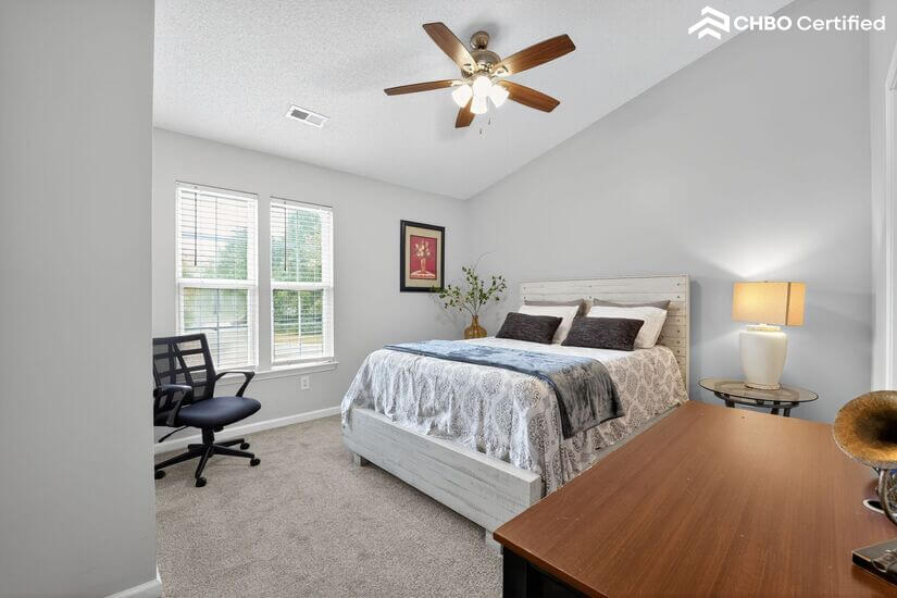 Furnished Cozy Townhouse in Charlotte