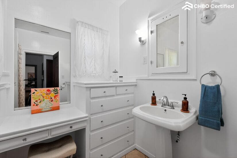 Newly Renovated Furnished home Redlands 