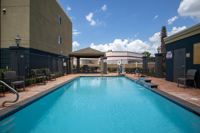 Escape the heat and enjoy poolside bliss.