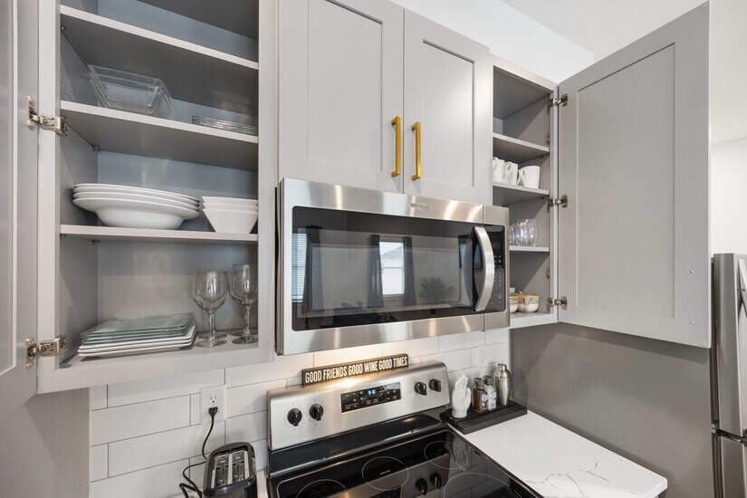 Fully equipped kitchen