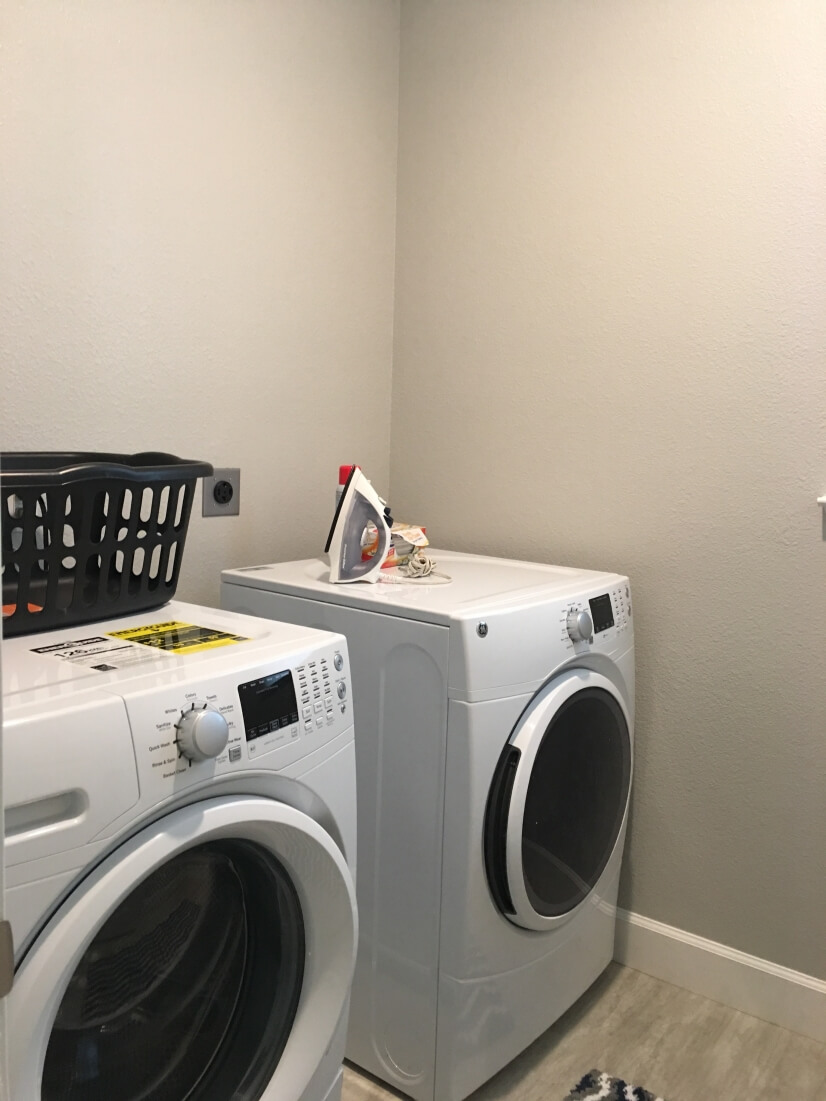 Laundry Room on Roommate's side